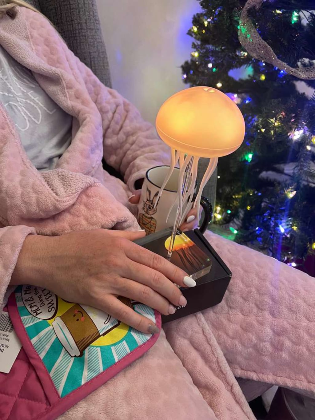 Floating Jellyfish Lamp